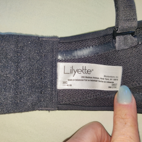 Lilyette Bra - Picture 6 of 6